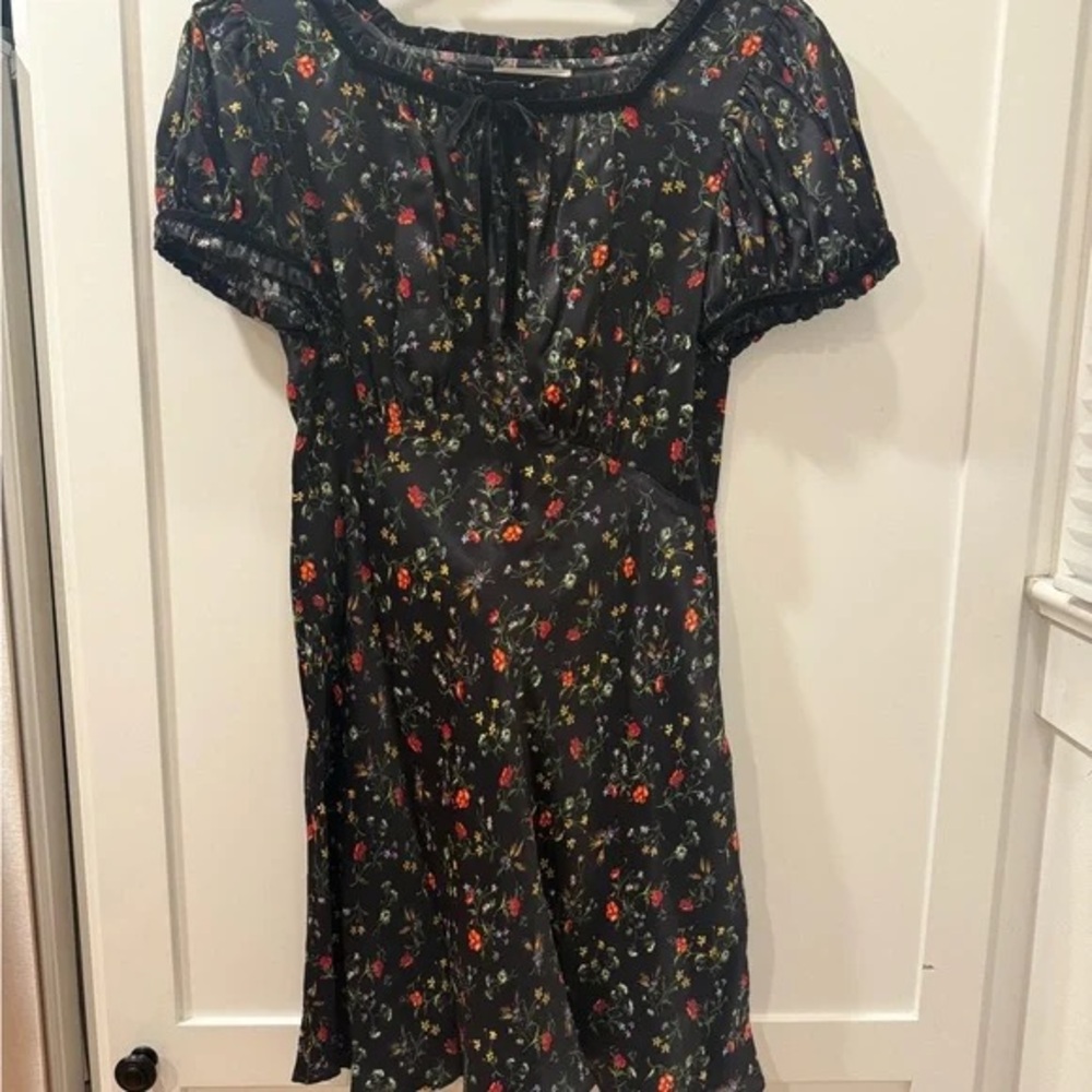 Doen Black Floral Mini Dress